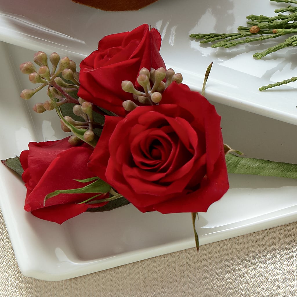 Red Spray Rose Boutonniere – FLOWER'S SAGE, Doral FL