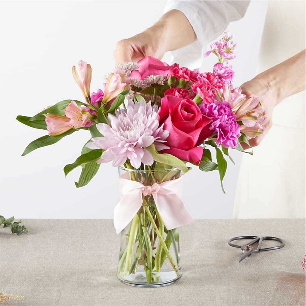 Pink Ribbon - A Florist Original – FLOWER'S SAGE, Doral FL