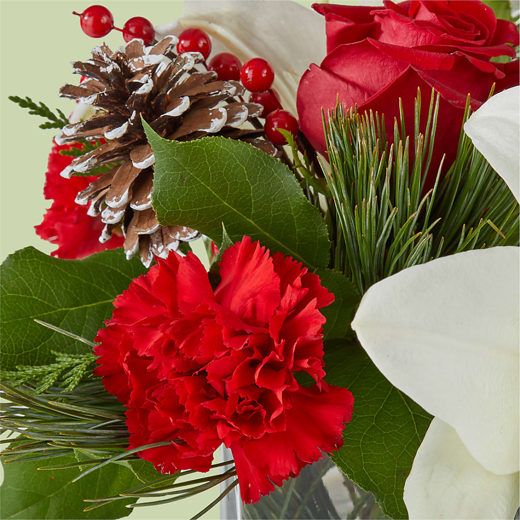 Glistening Icicles Bouquet – FLOWER'S SAGE, Doral FL