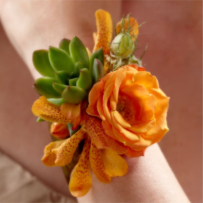 Irresistible Love Wrist Corsage – FLOWER'S SAGE, Doral FL