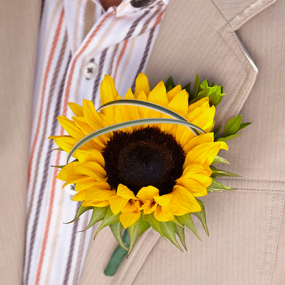 Free Spirit Boutonniere – FLOWER'S SAGE, Doral FL